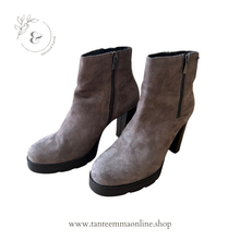 Load image into Gallery viewer, suede women boots IGI & co. n.41 Tante Emma Online