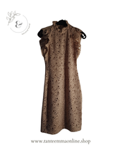 Load image into Gallery viewer, Short sleeves dress with lace in pink flesh with undergarment - Zara - size XS