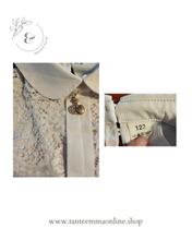 Load image into Gallery viewer, White Shirt with lace - girl - 6/8 years - 122 cm
