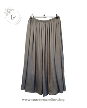 Load image into Gallery viewer, Elegant skirt | shiny grey | M | liu-jo Tante Emma Online
