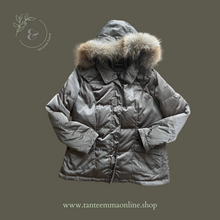 Load image into Gallery viewer, Winter Jacket | M | Geox Tante Emma Online
