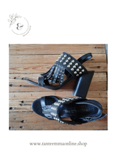Load image into Gallery viewer, Black sandals in real leather - with fringes and studs - chunky hill 10 cm - Giancarlo Paoli - size 38 Tante Emma Online

